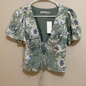 Abercrombie and fitch top size xxs